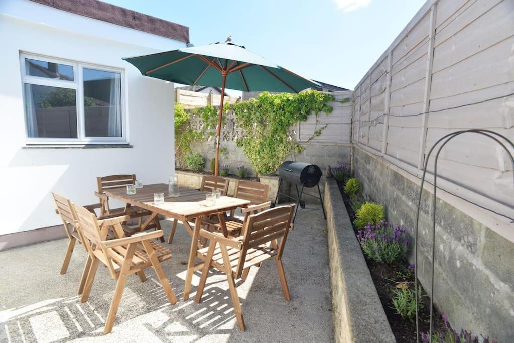 3-Bedroom Bungalow With Parking, Goldsithney, Penzance, Cornwall Perranuthnoe Exterior foto
